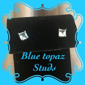 BLUE TOPAZ SQUARE STUD EARRINGS